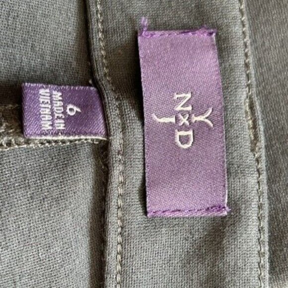 NYDJ Samantha Slim Ponte Mid Rise Pant Women's Size 6 Dark Gray Lift Tuck - Picture 7 of 8